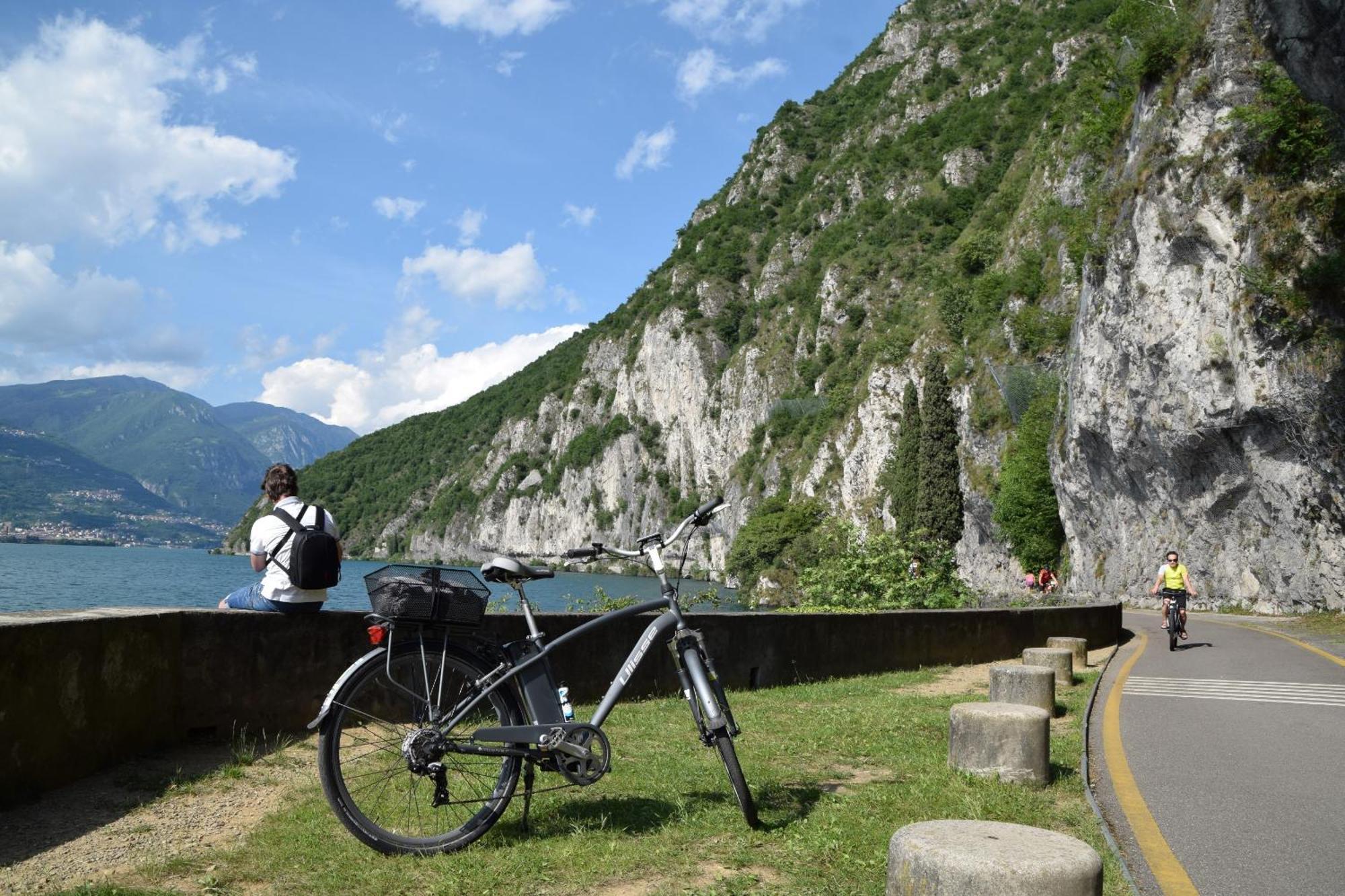Angelo&Mari Mountain Lake Iseo Hospitality Marone Exterior photo