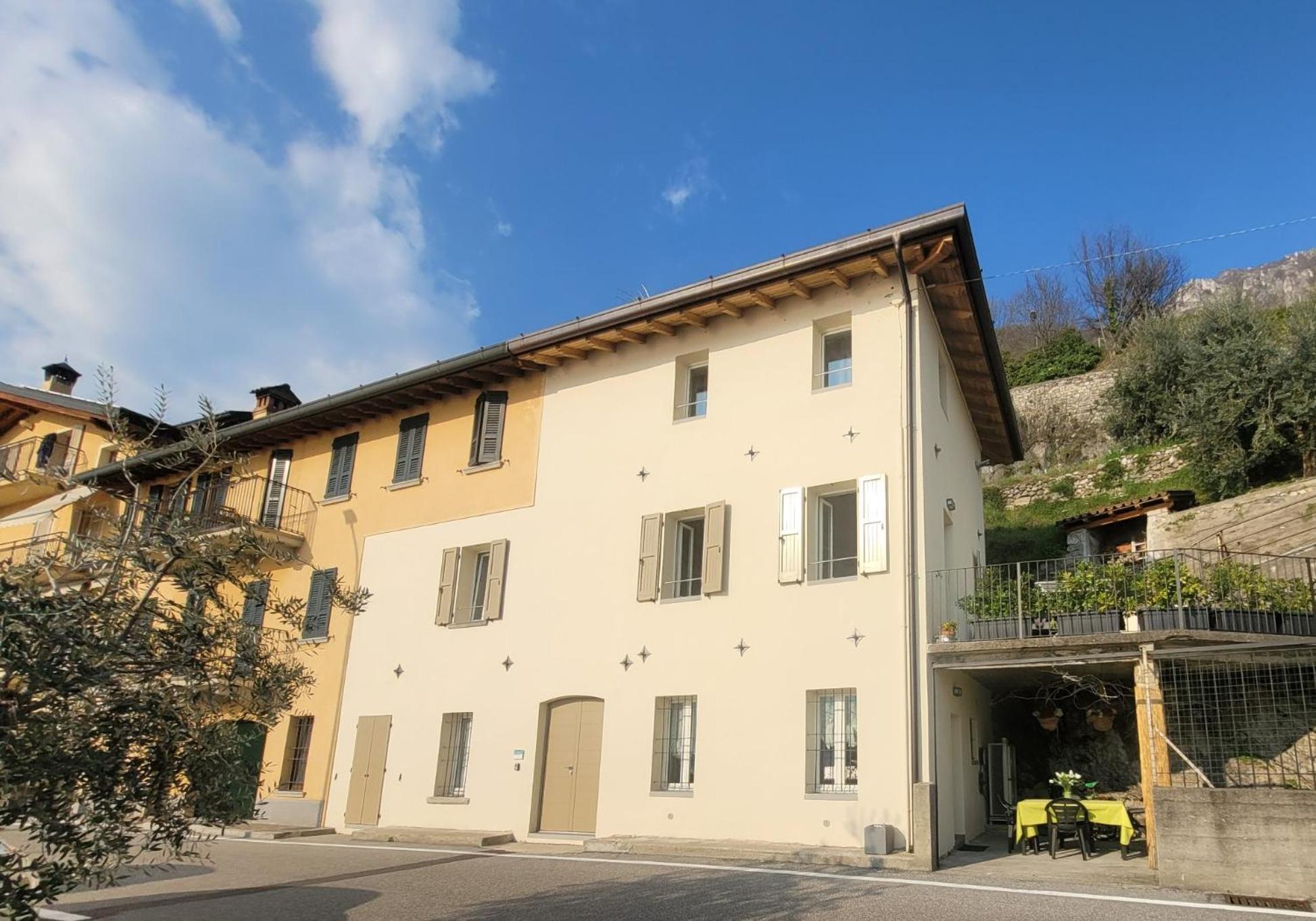 Angelo&Mari Mountain Lake Iseo Hospitality Marone Exterior photo